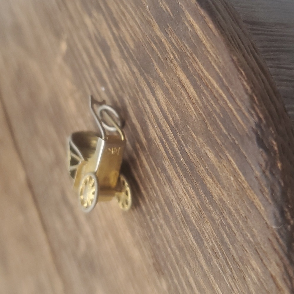 14k gold old buggy charm rickshaw vintage - Picture 3 of 3